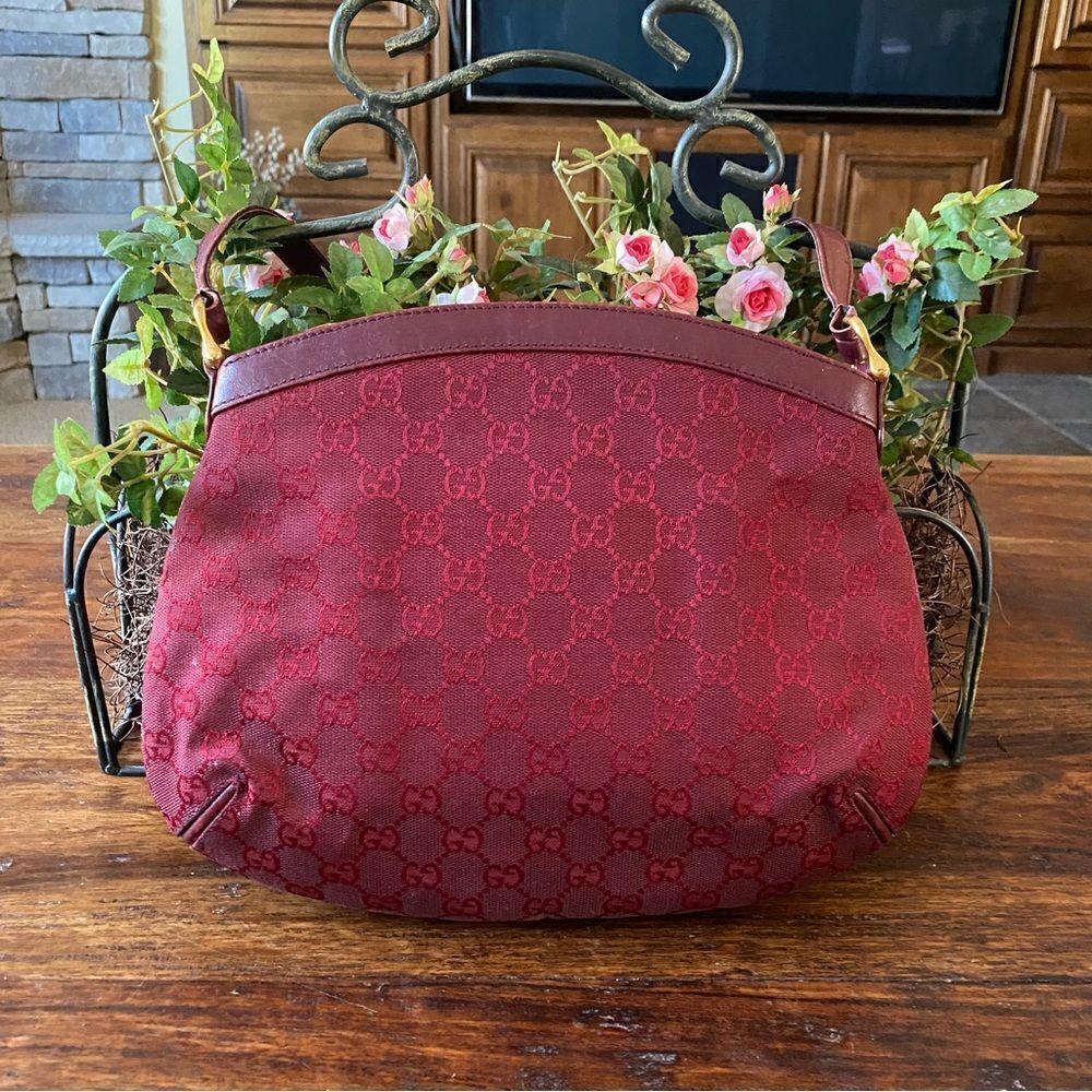 Authenticated Vintage Gucci GG Logo Burgundy/Wine Crossbody Shoulder Bag. COA. - Picture 9 of 16